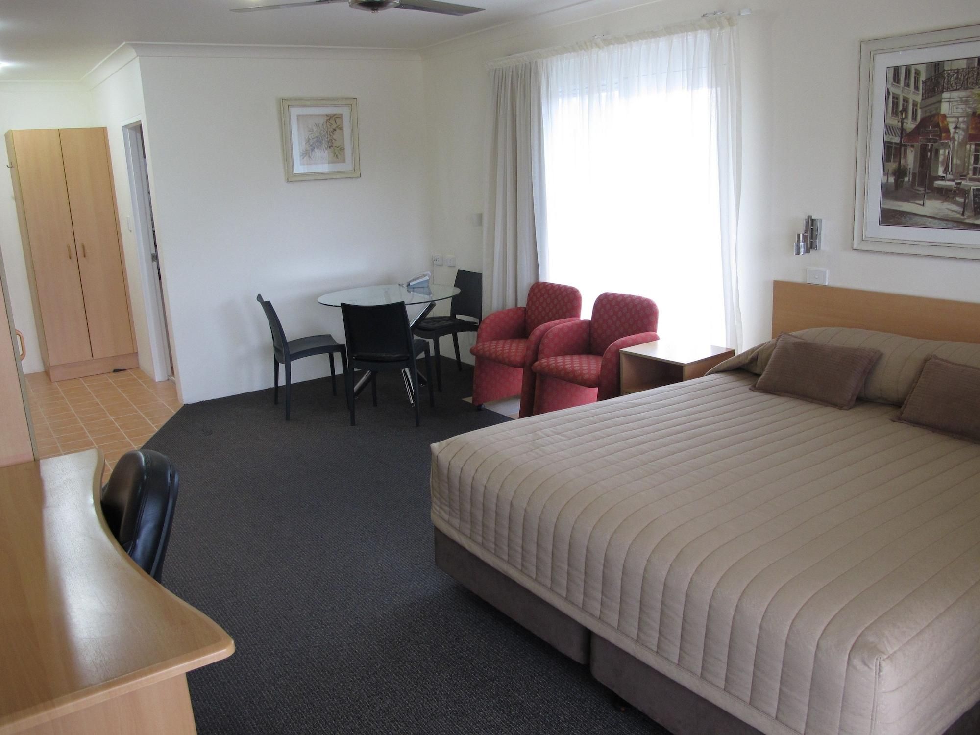 แอสตัน ฮิลล์ มอเตอร์ ลอดจ์ Motel พอร์ตแมคควอรี ภายนอก รูปภาพ