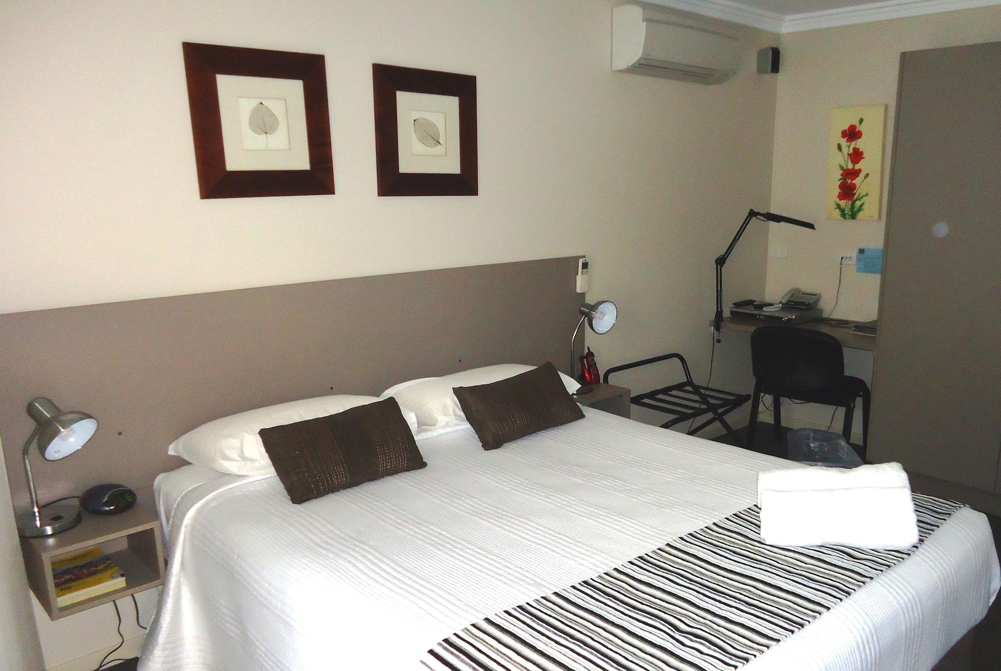 แอสตัน ฮิลล์ มอเตอร์ ลอดจ์ Motel พอร์ตแมคควอรี ภายนอก รูปภาพ