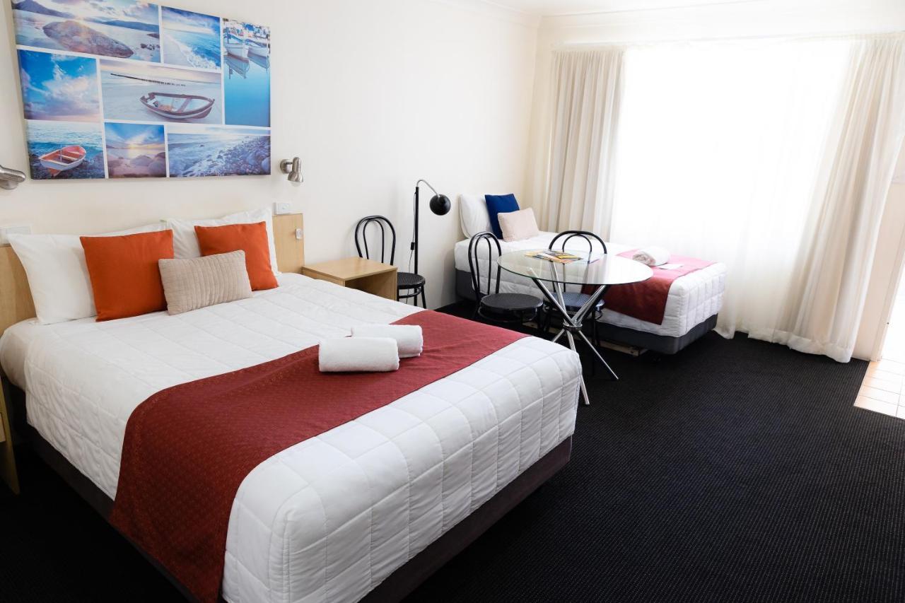 แอสตัน ฮิลล์ มอเตอร์ ลอดจ์ Motel พอร์ตแมคควอรี ภายนอก รูปภาพ